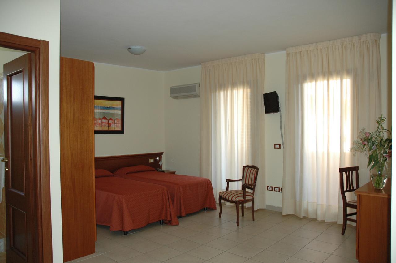 Hotel Residence Al.Pa. Reggio di Calabria Eksteriør billede